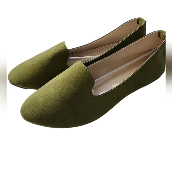 HP! NWOT Green suede flats - Picture 2 of 8